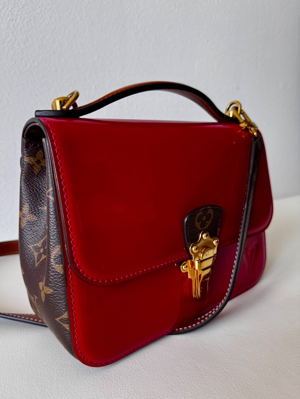 Louis Vuitton Brown Monogram & Red Vernis Leather Handbag/ Crossbody Bag